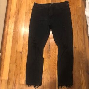 Just Black Women's Black Ankle Crop Distressed Jeans